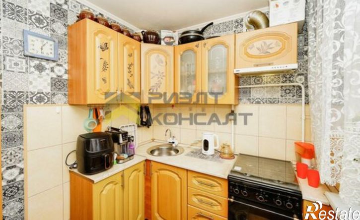 3-комн квартира ул 75 Гвардейской бригады, 6,  д. 6