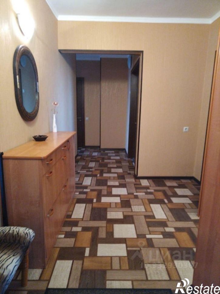 2-комн квартира ул Шакурова, 8/3,  д. 8/3