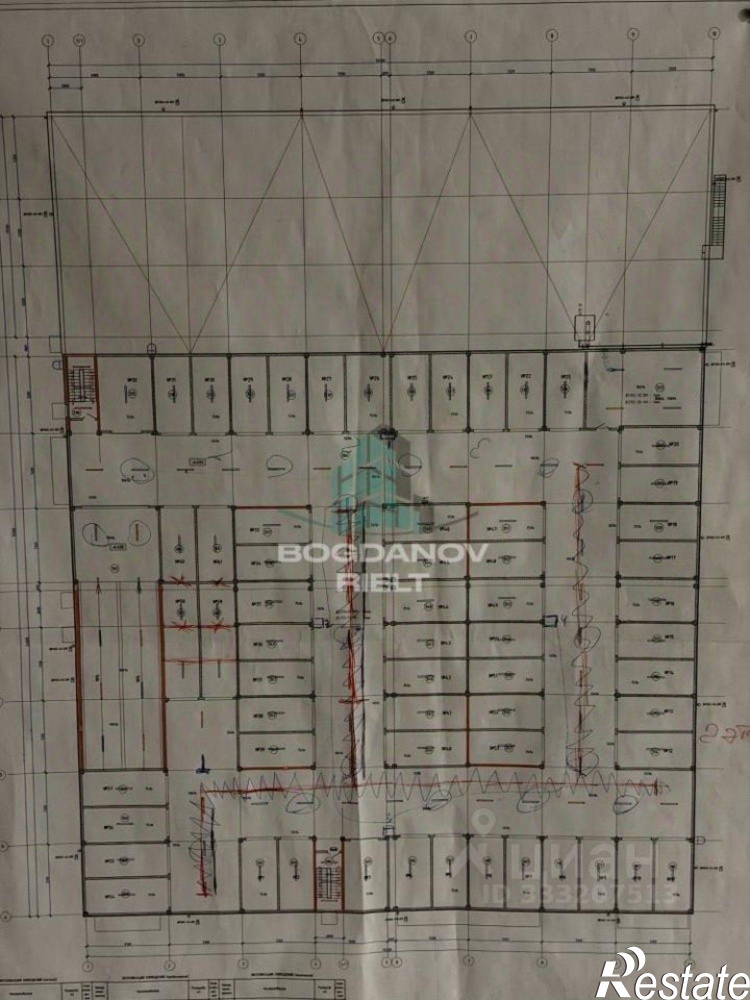 Купить гараж, место в паркинге за 2 800 010 рублей на пр-кт Комарова, 13/3