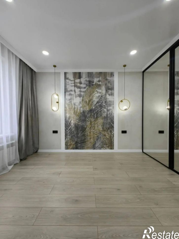 3-комн квартира пр-кт Сибирский, 43