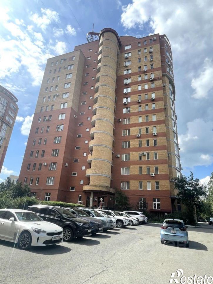 3-комн квартира ул Декабристов, 114 1,  д. 114 1,  к. 1