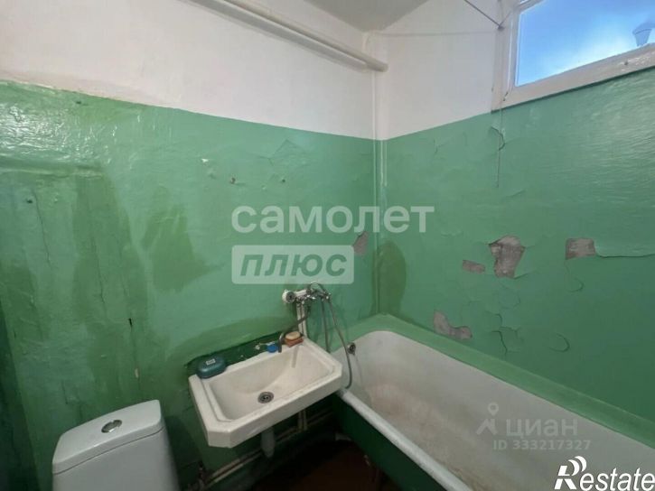 1-комн квартира ул 75 Гвардейской бригады, 12б,  д. 12б