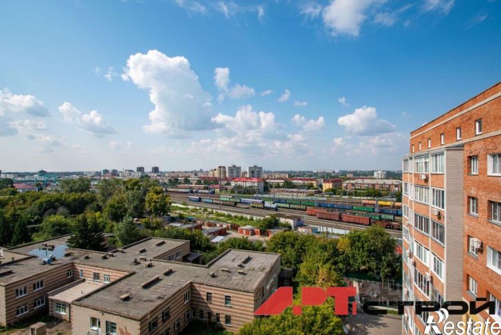 3-комн квартира ул Карбышева, 6,  д. 6