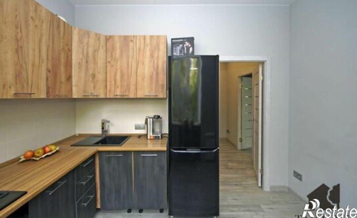 3-комн квартира ул Пархоменко, 18,  д. 18