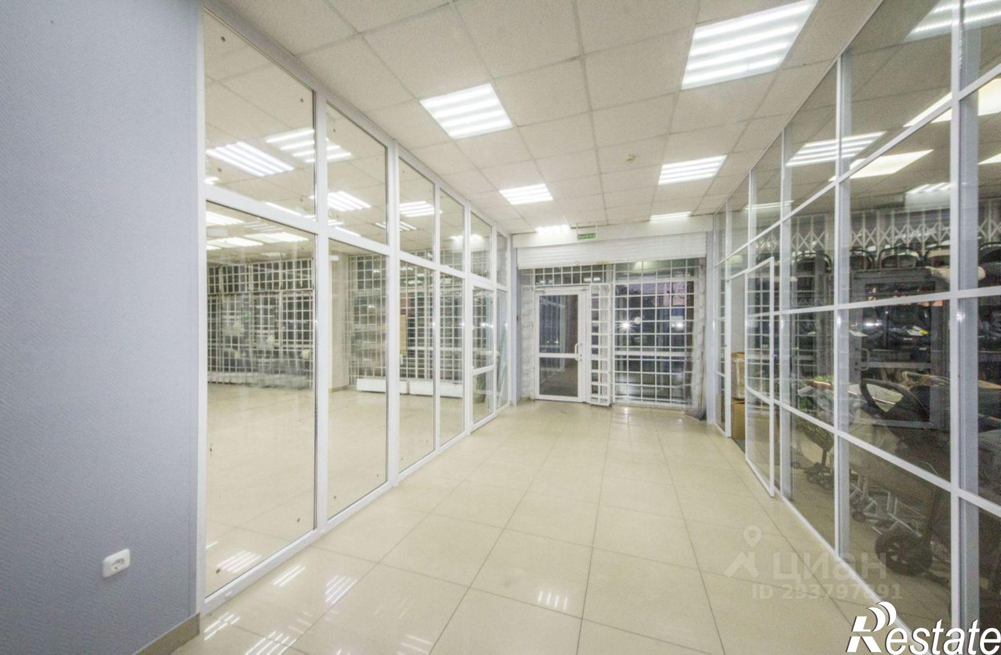 Сдать торговое помещение за 150 010 рублей на ул Маяковского, 97