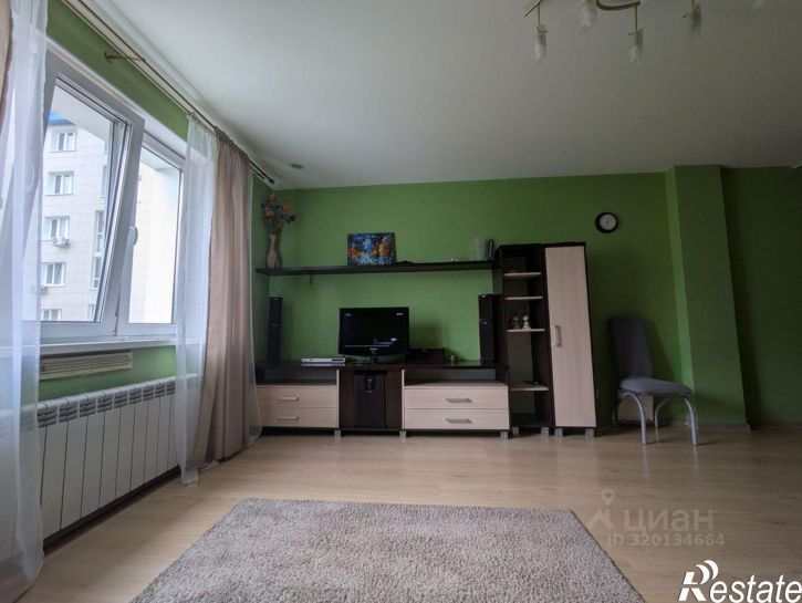 2-комн квартира пр-кт Комарова, 21 1,  д. 21 1,  к. 1