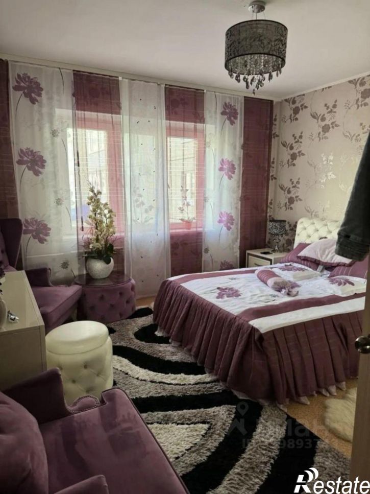 3-комн квартира ул Волховстроя, 94,  д. 94