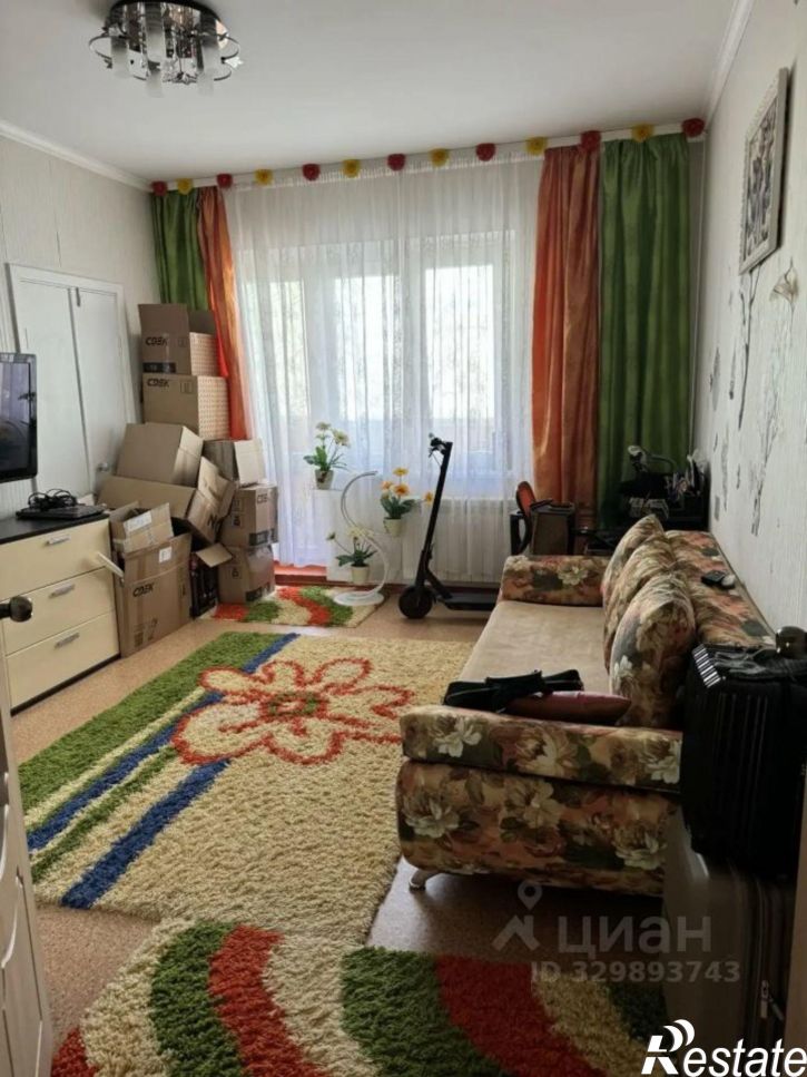 3-комн квартира ул Волховстроя, 94,  д. 94