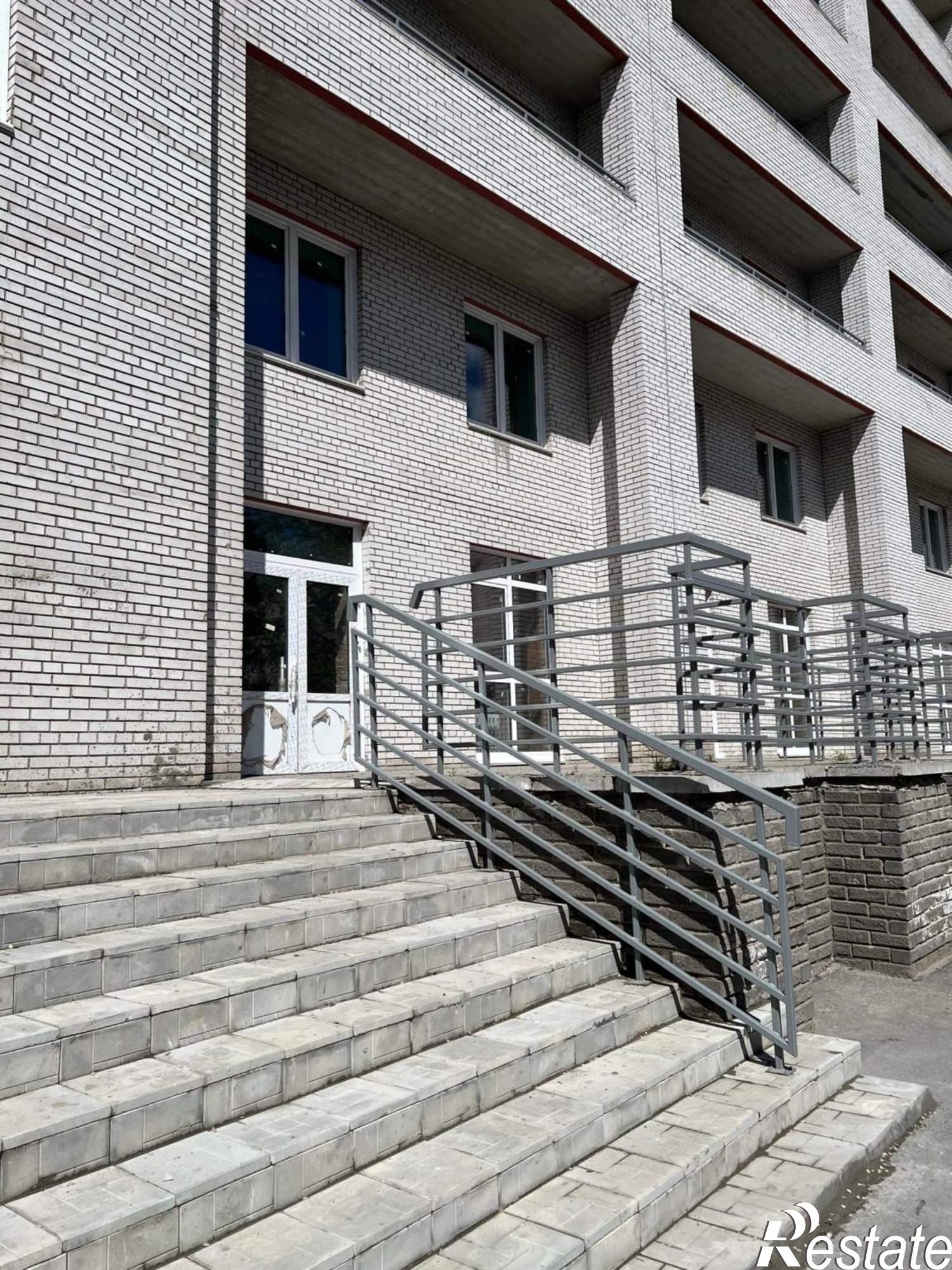 Купить офис, помещение под офис за 44 340 000 рублей на Яковлева улица, д.15