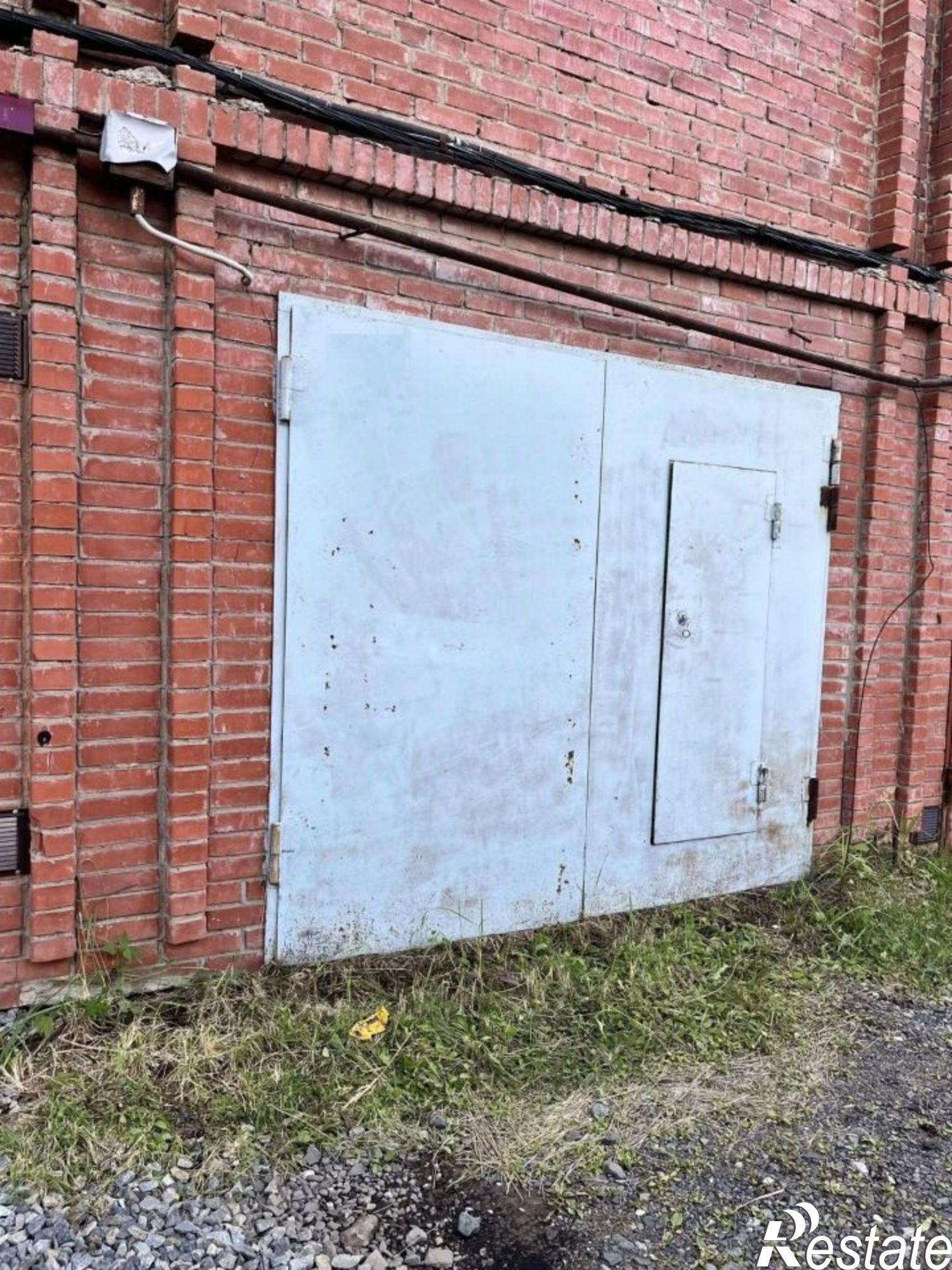 Купить гараж, место в паркинге за 1 500 000 рублей на ул Рокоссовского, 11