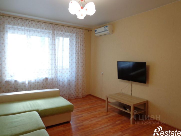 1-комн квартира пр-кт Комарова, 27,  д. 27