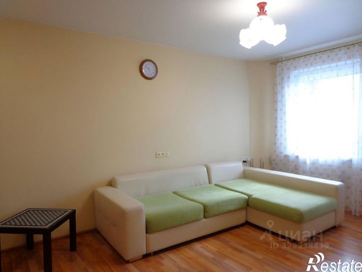 1-комн квартира пр-кт Комарова, 27,  д. 27