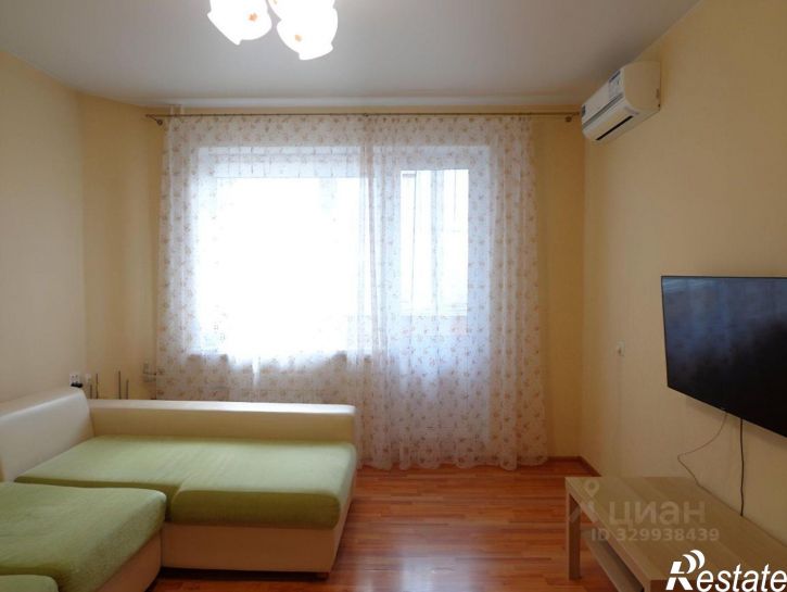 1-комн квартира пр-кт Комарова, 27,  д. 27