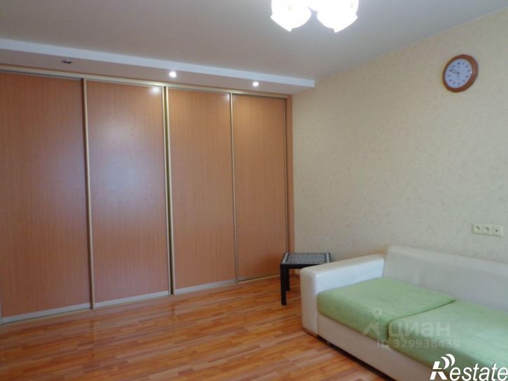 1-комн квартира пр-кт Комарова, 27,  д. 27