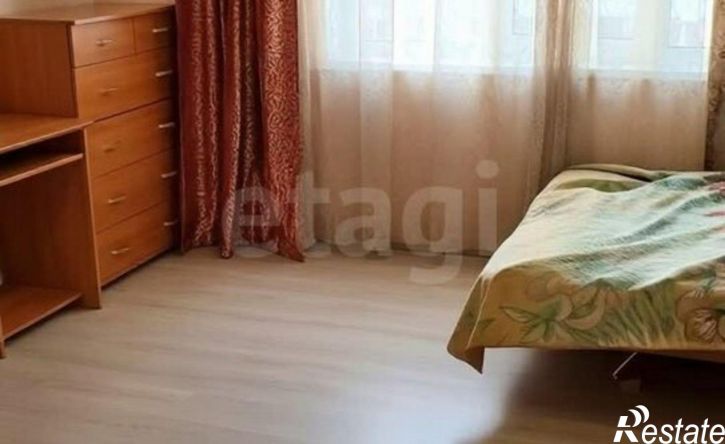 3-комн квартира ул 20 лет РККА, 210,  д. 210
