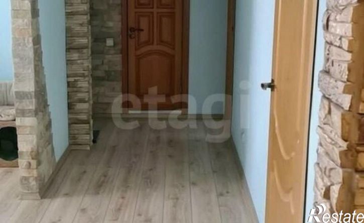 3-комн квартира ул 20 лет РККА, 210,  д. 210