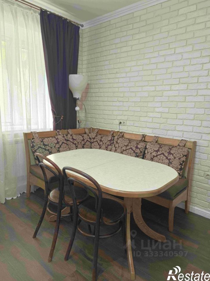 4-комн квартира ул Физкультурная, 8,  д. 8