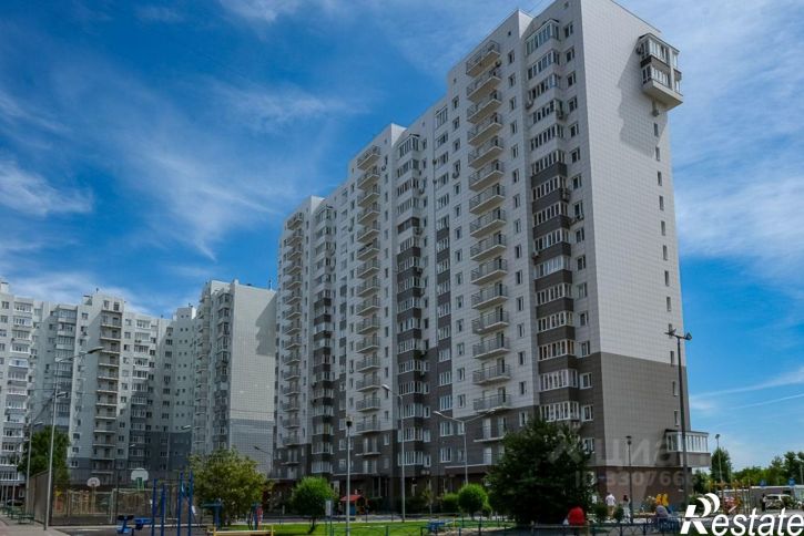 3-комн квартира ул Конева, 8,  д. 8