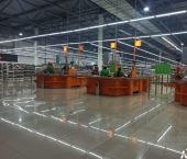 торговое помещение 500 кв м проспект Комарова, 13В