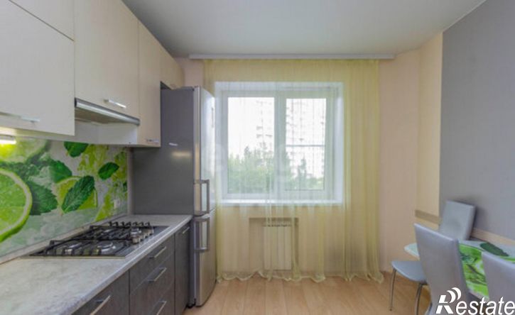 4-комн квартира Зеленый б-р, 6,  д. 6