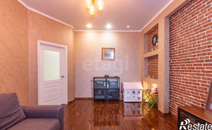 3-комн квартира ул Волховстроя, 23,  д. 23