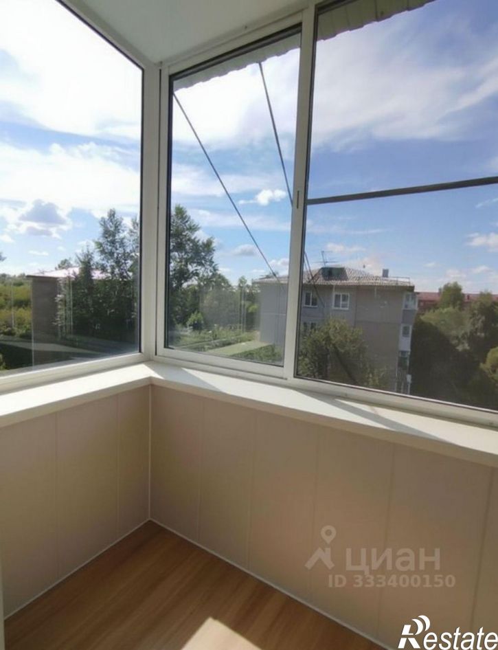 3-комн квартира ул Ермолаева, 12,  д. 12