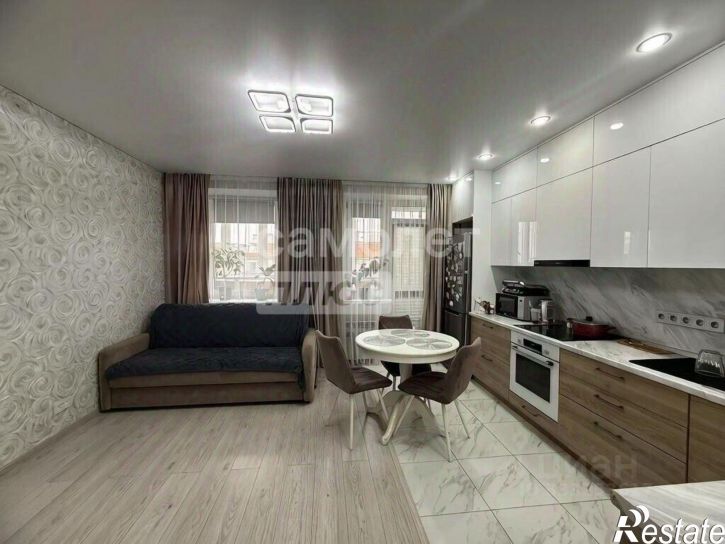 3-комн квартира ул 1-й Красной Звезды, 79,  д. 79