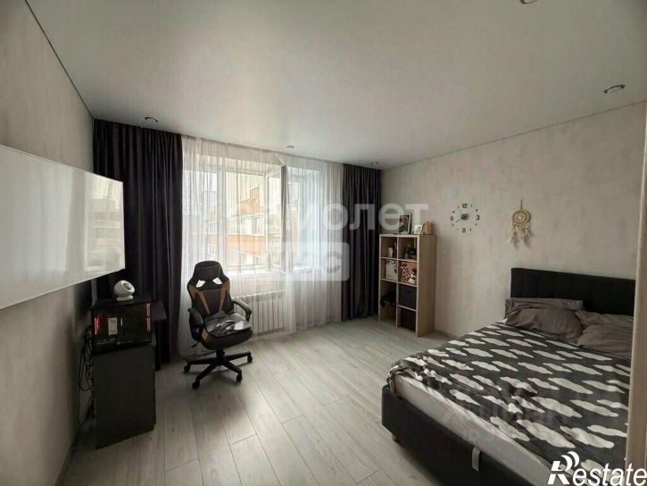 3-комн квартира ул 1-й Красной Звезды, 79,  д. 79
