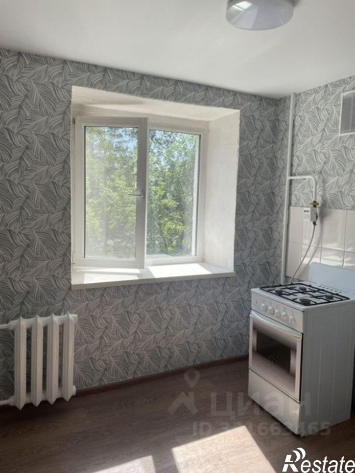 2-комн квартира ул Всеволода Иванова, 16,  д. 16