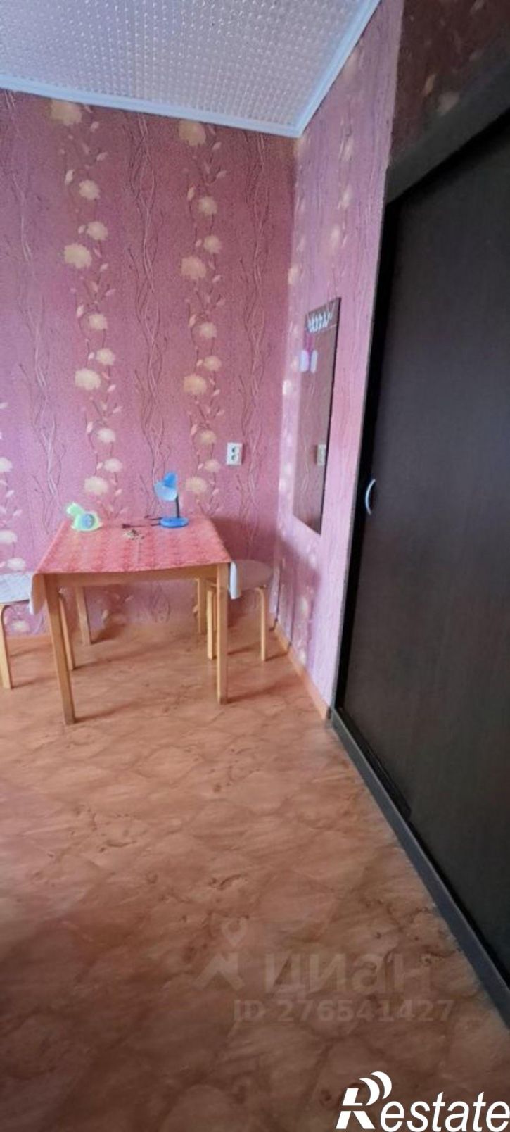 Комната ул 10 лет Октября, 203,  д. 203