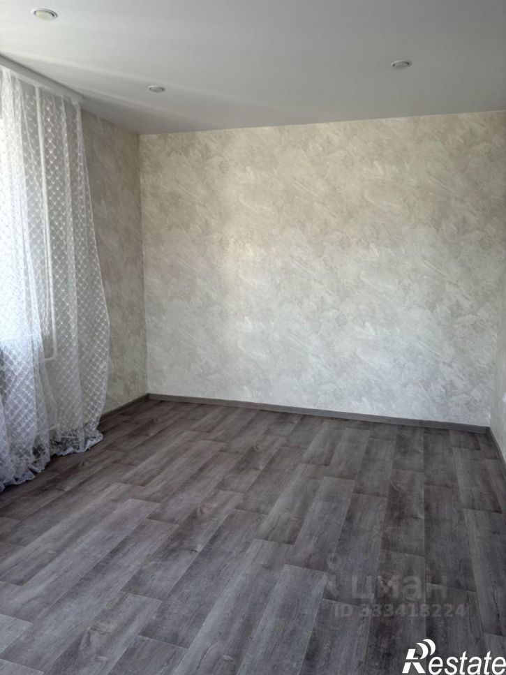 1-комн квартира Космический пр-кт, 49,  д. 49