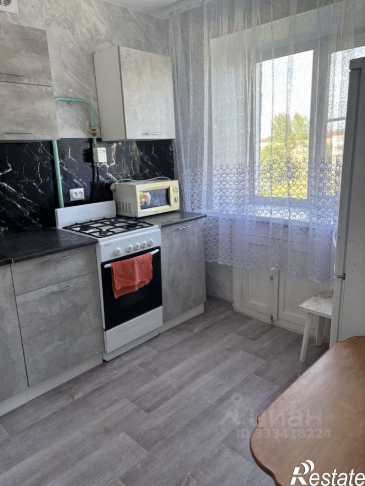 1-комн квартира Космический пр-кт, 49,  д. 49