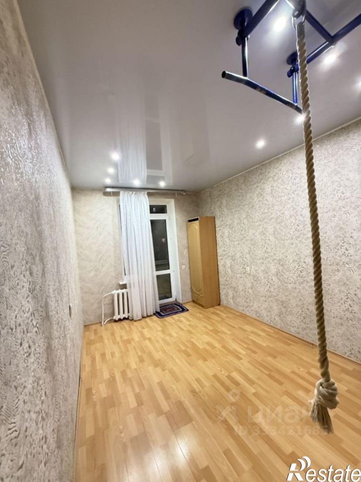 2-комн квартира пр-кт Комарова, 17,  д. 17
