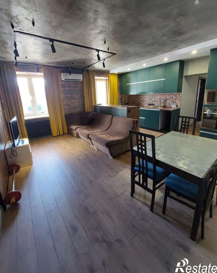 3-комн квартира ул Арнольда Нейбута, 14