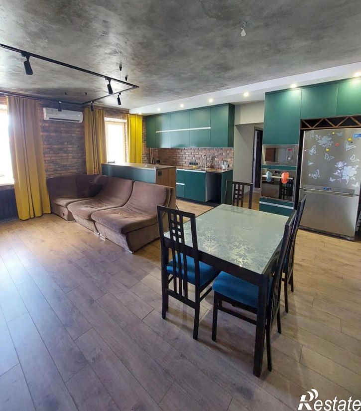3-комн квартира ул Арнольда Нейбута, 14