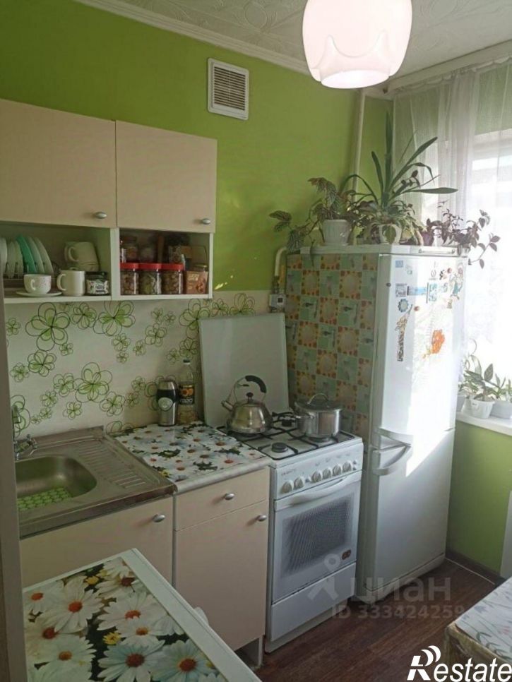 1-комн квартира Космический пр-кт, 105,  д. 105