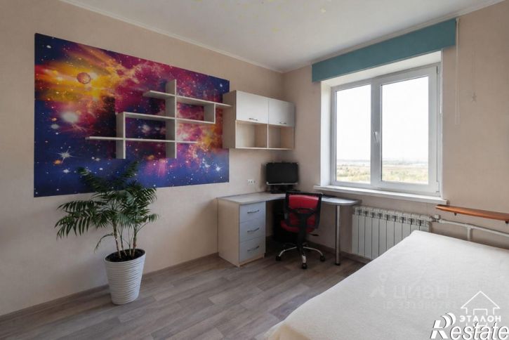 3-комн квартира ул Рокоссовского, 8,  д. 8