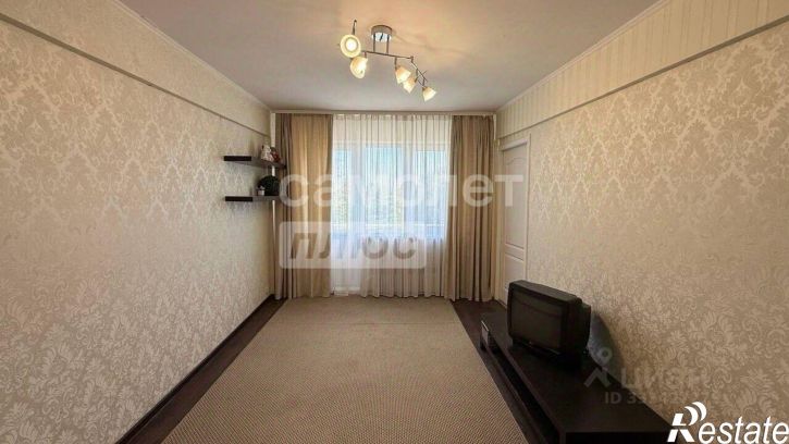 3-комн квартира ул Путилова, 8,  д. 8