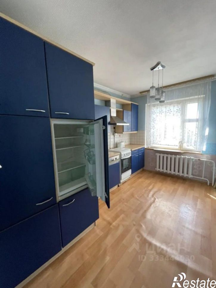3-комн квартира ул Котельникова, 12,  д. 12