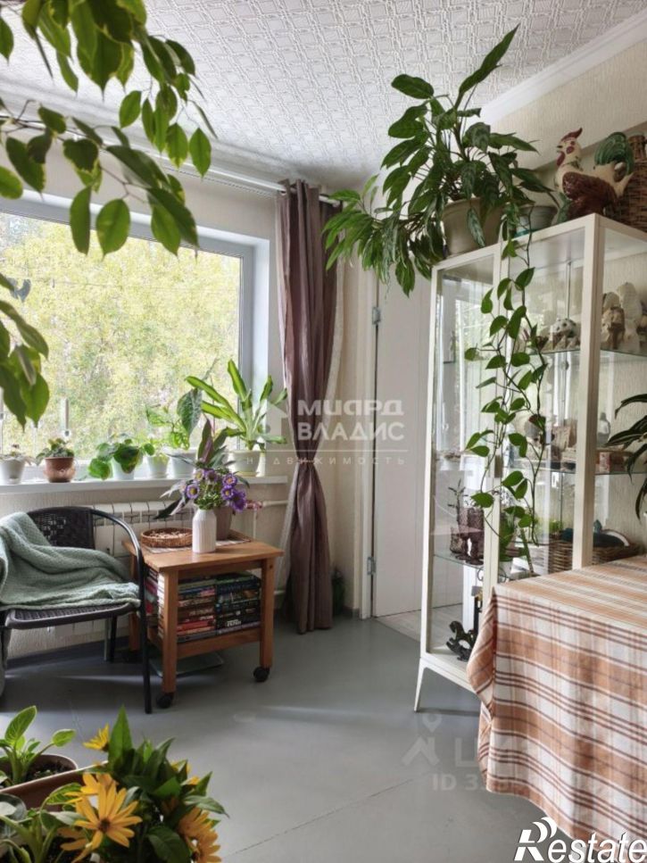 3-комн квартира ул Кемеровская, 8,  д. 8