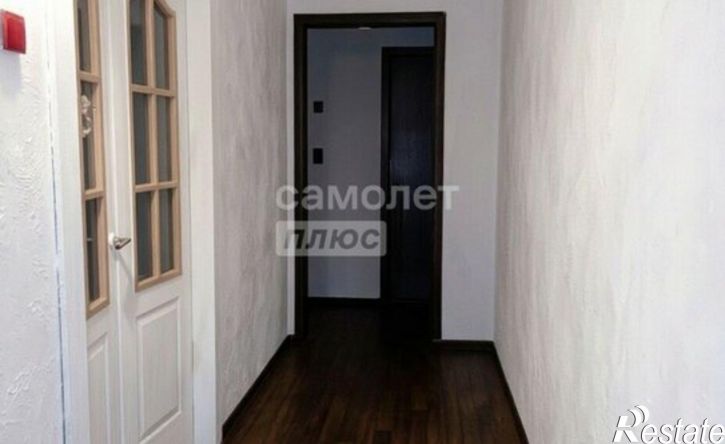 3-комн квартира пр-кт Комарова, 27,  д. 27