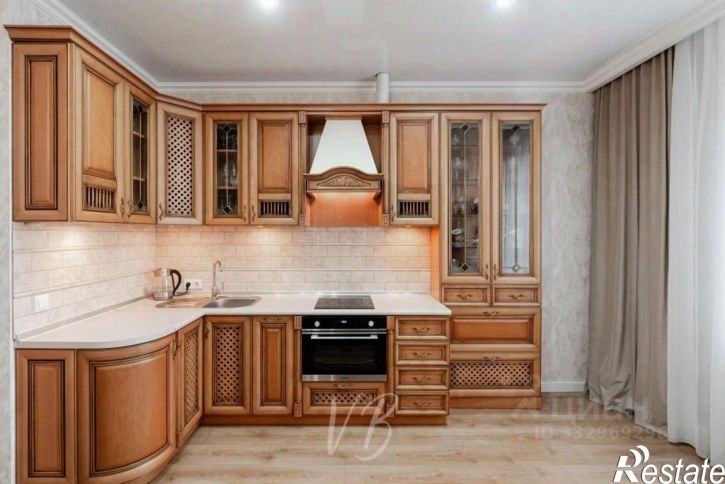 3-комн квартира ул Кемеровская, 8,  д. 8