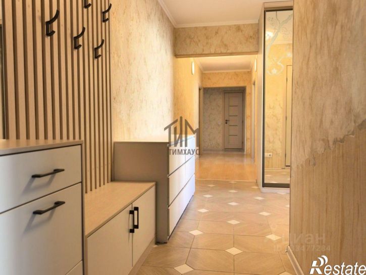4-комн квартира ул Дианова, 20,  д. 20