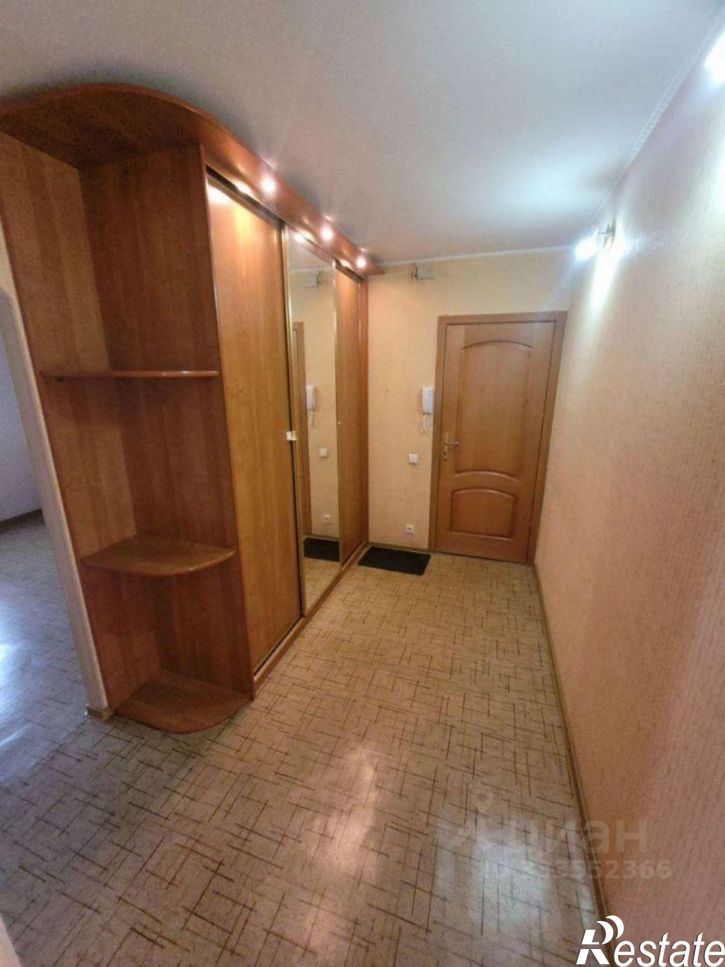 2-комн квартира ул Белозерова, 8/1,  д. 8/1