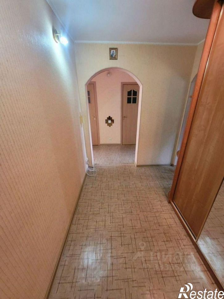 2-комн квартира ул Белозерова, 8/1,  д. 8/1