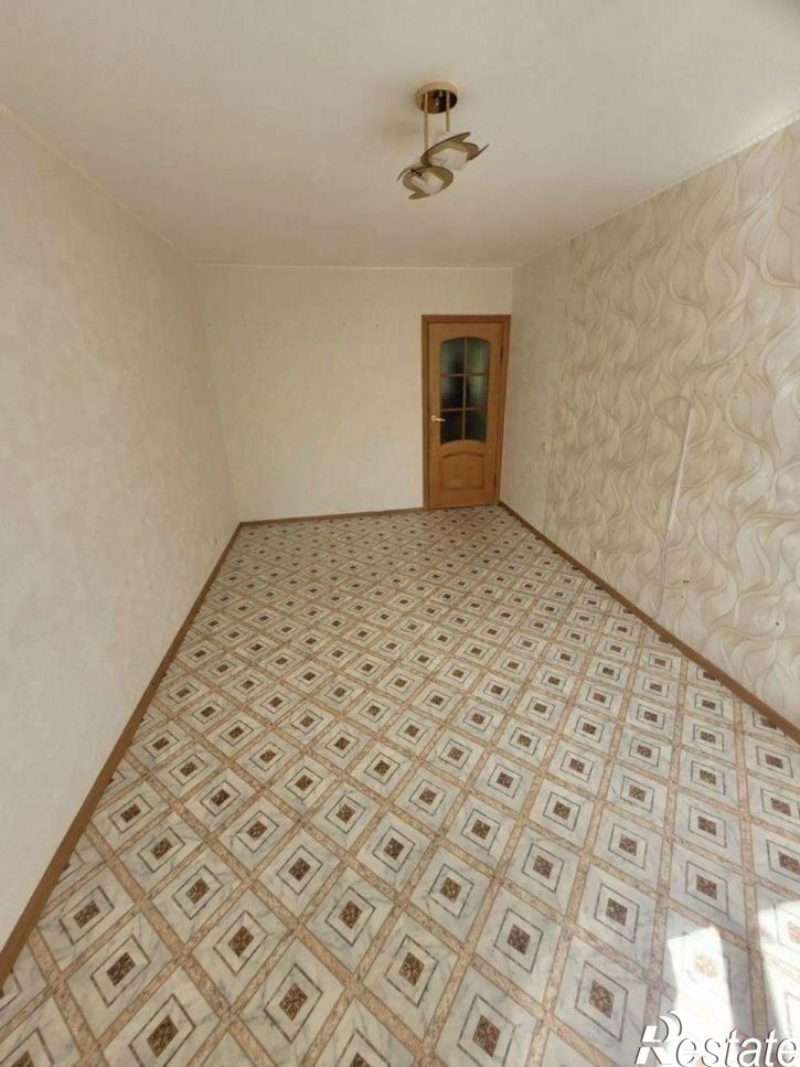 2-комн квартира ул Белозерова, 8/1,  д. 8/1