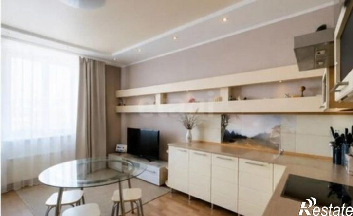 2-комн квартира пр-кт Комарова, 15,  д. 15