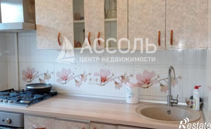3-комн квартира Космический пр-кт, 5,  д. 5