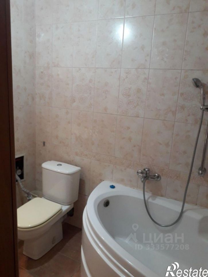 1-комн квартира ул Дмитриева, 20,  д. 20