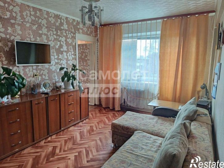 4-комн квартира ул Бархатовой, 6А,  д. 6А